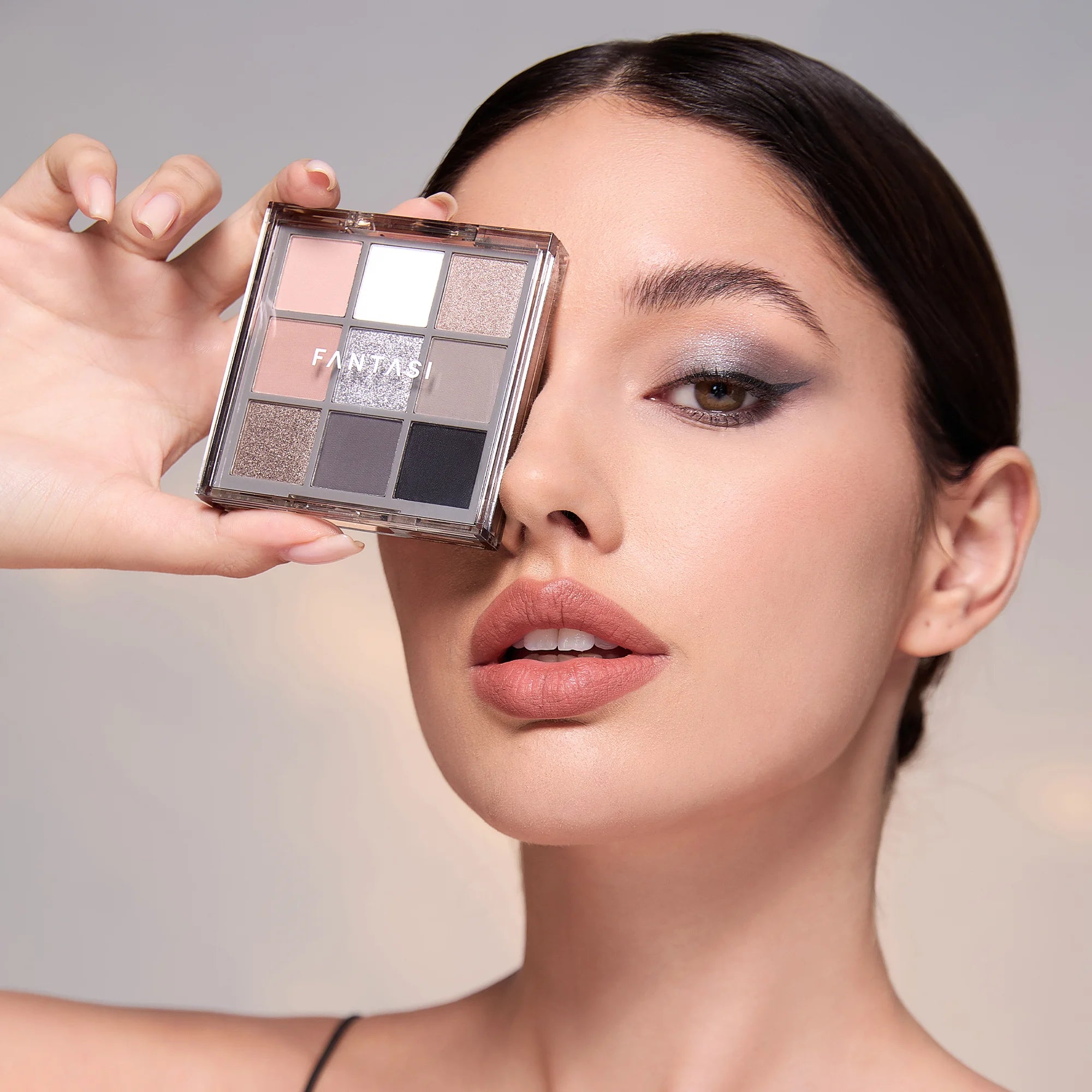 Fantasi Icon Crazy Rhythm Eyeshadow Palette