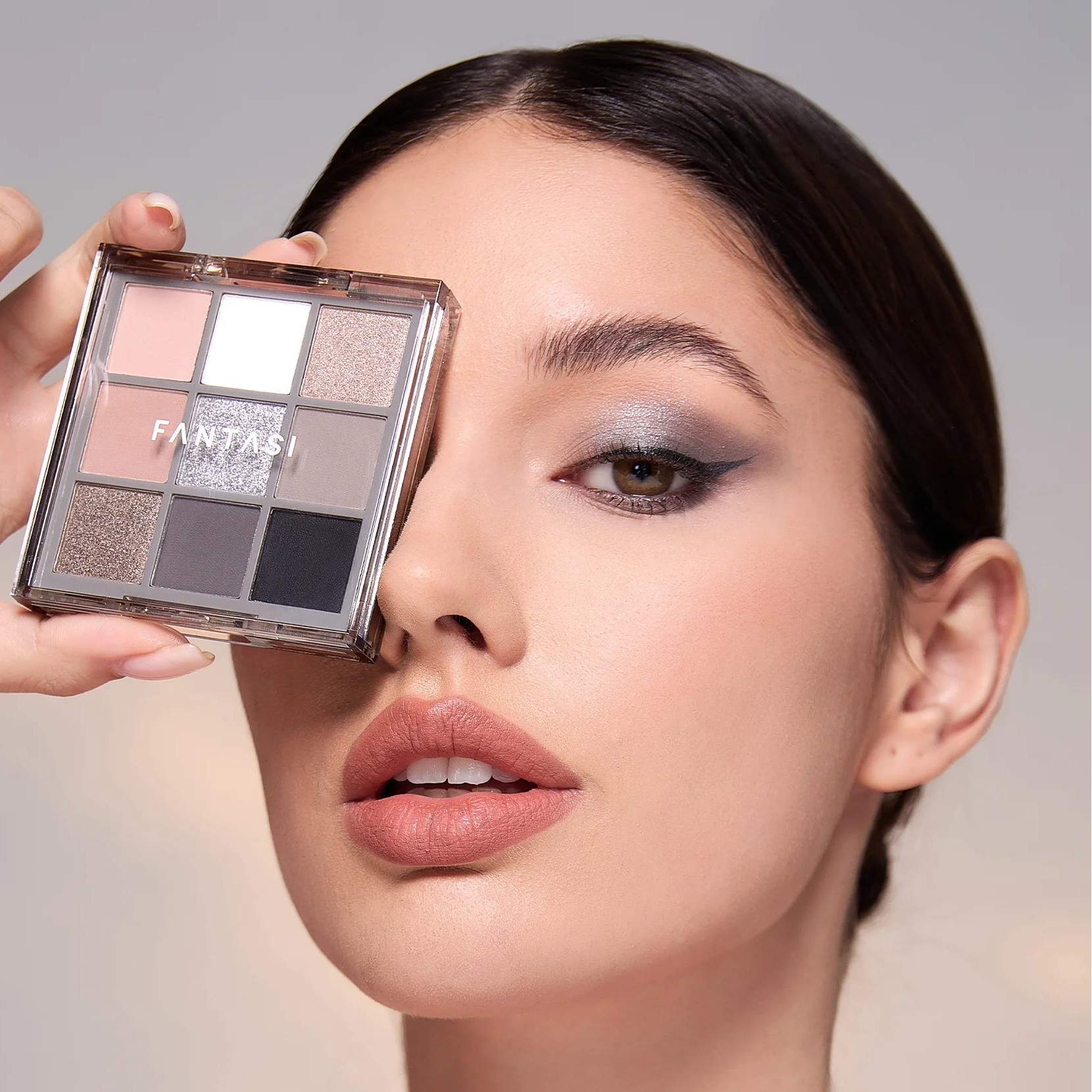 Crazy Rhythm Eyeshadow Palette
